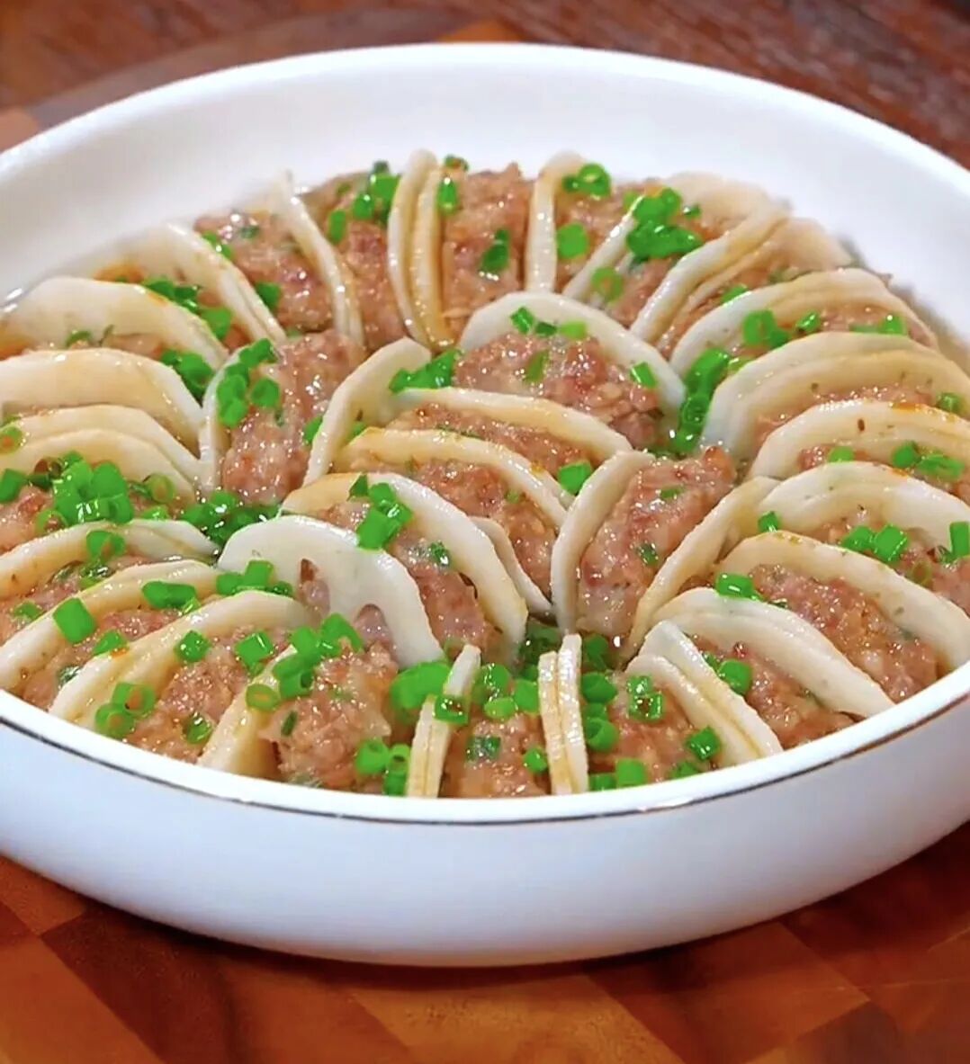 莲藕蒸肉的做法