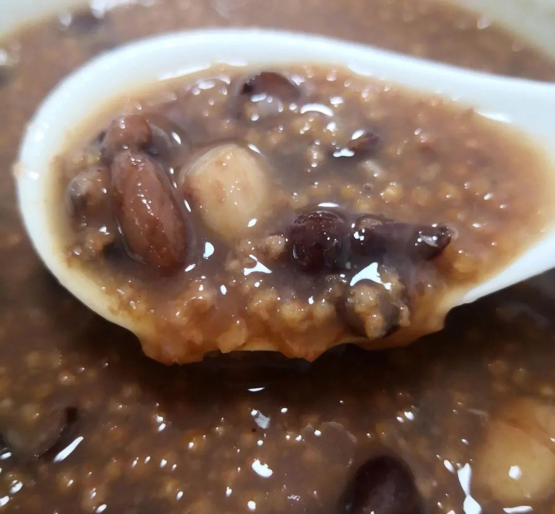 小米大豆坚果粥的做法