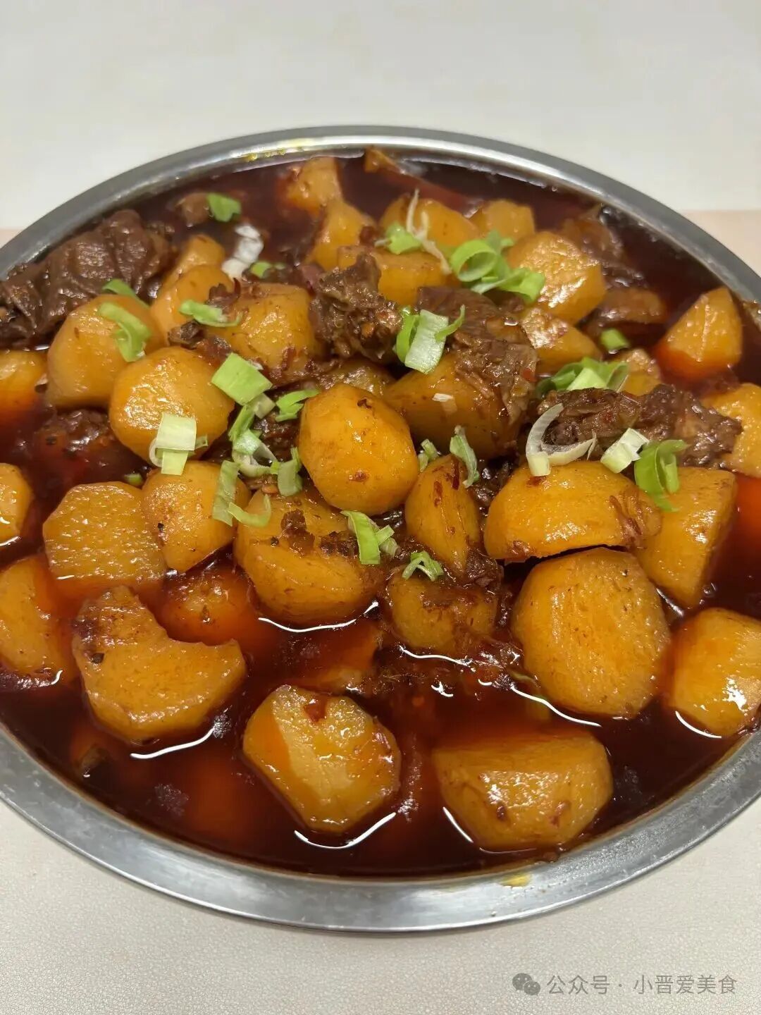 土豆肥肠鸡的做法