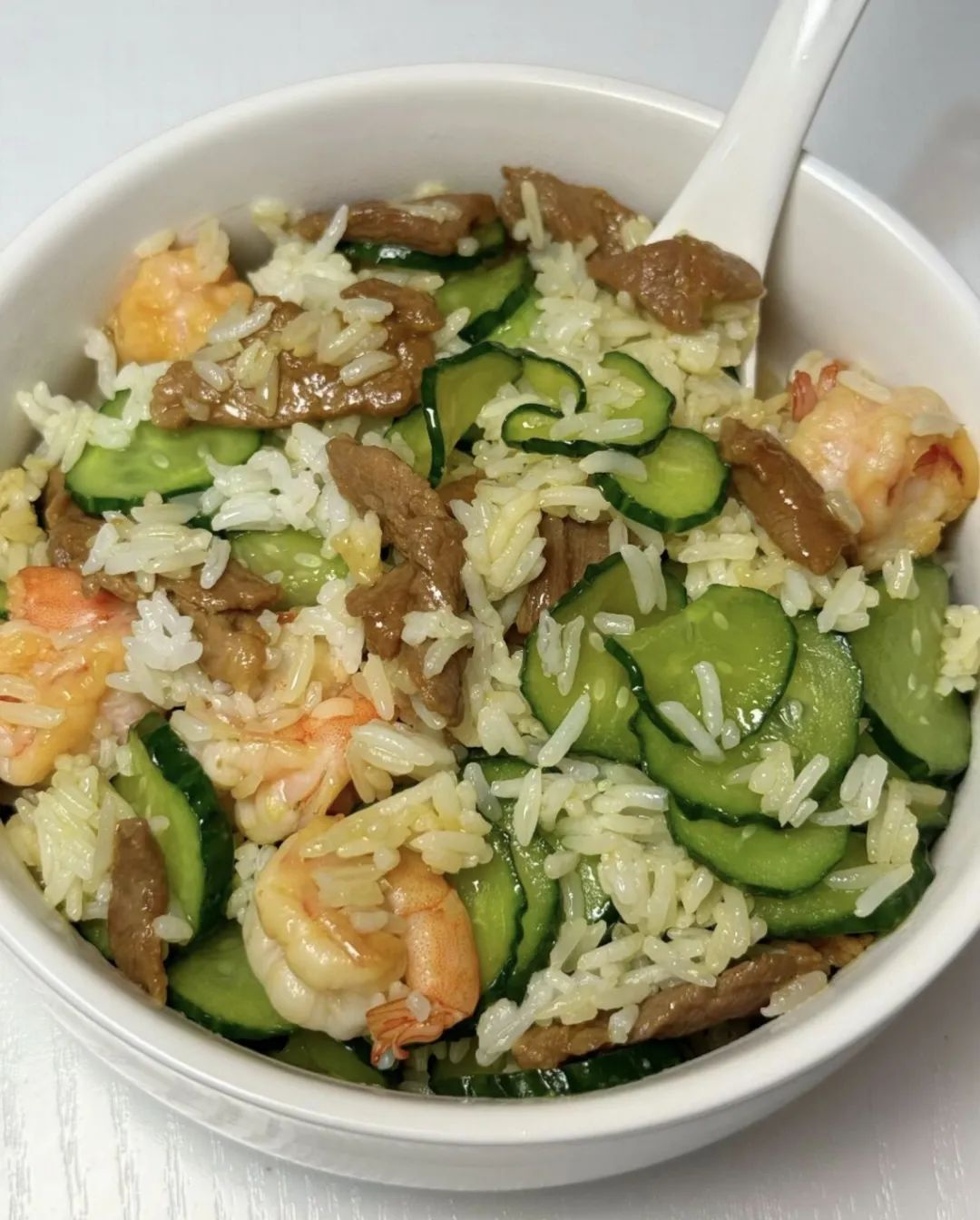 青瓜牛肉虾仁饭的做法