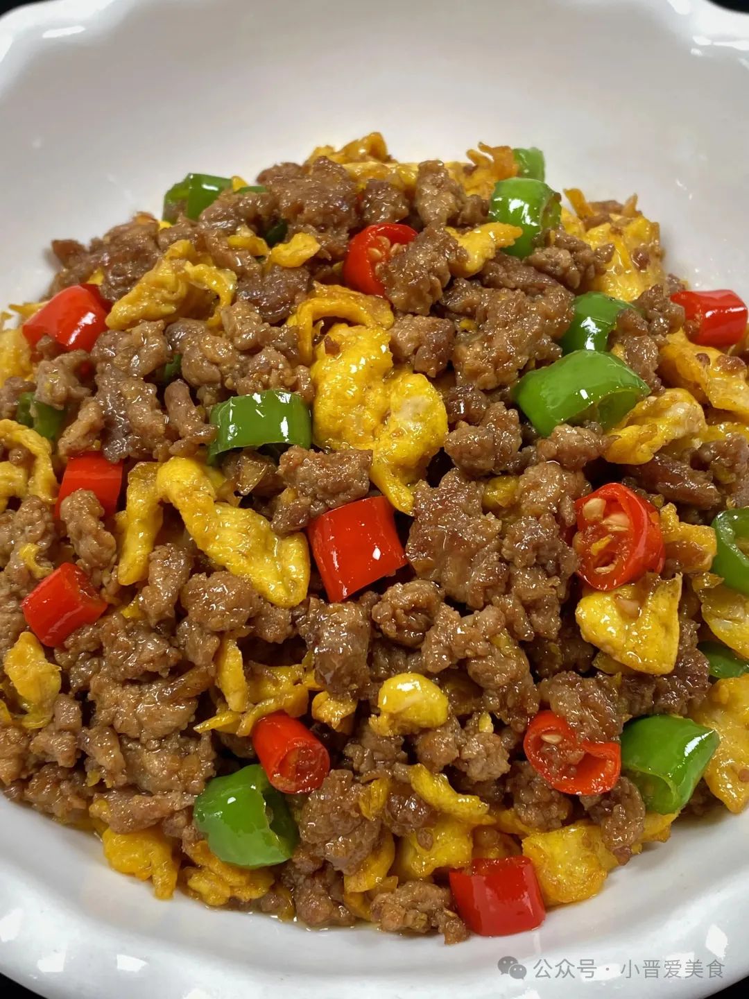 尖椒肉沫炒鸡蛋的做法