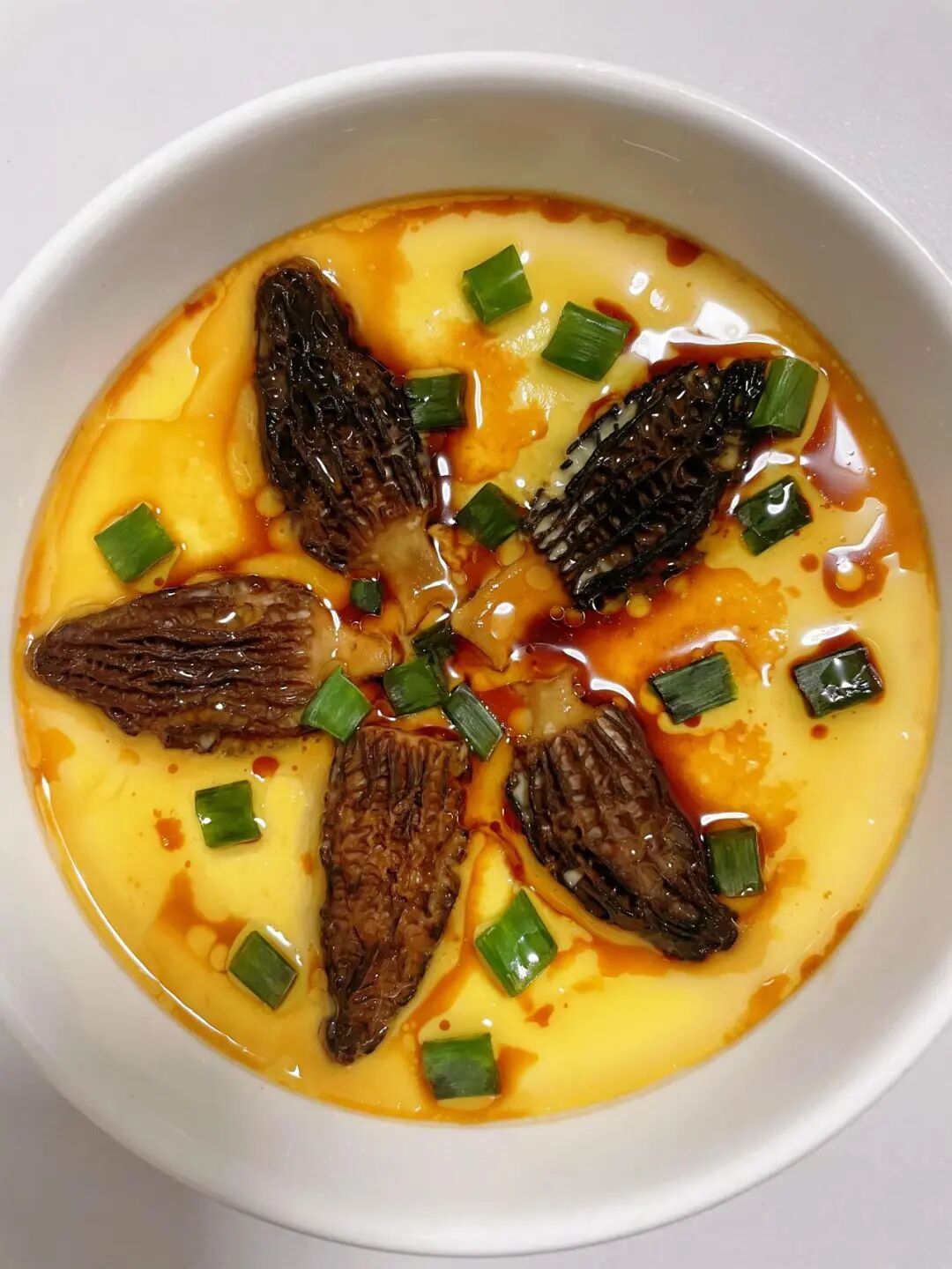 羊肚菌蒸蛋羹的做法