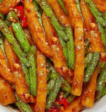 豆角炒土豆的做法