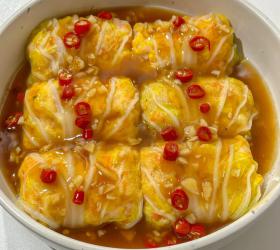 包菜虾滑卷的做法