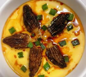 羊肚菌蒸蛋的做法