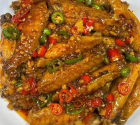 辣炒鸡翅的美味做法