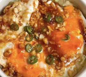 包菜酱鸡蛋碗的做法