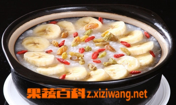 香蕉葡萄粥的材料和做法步骤
