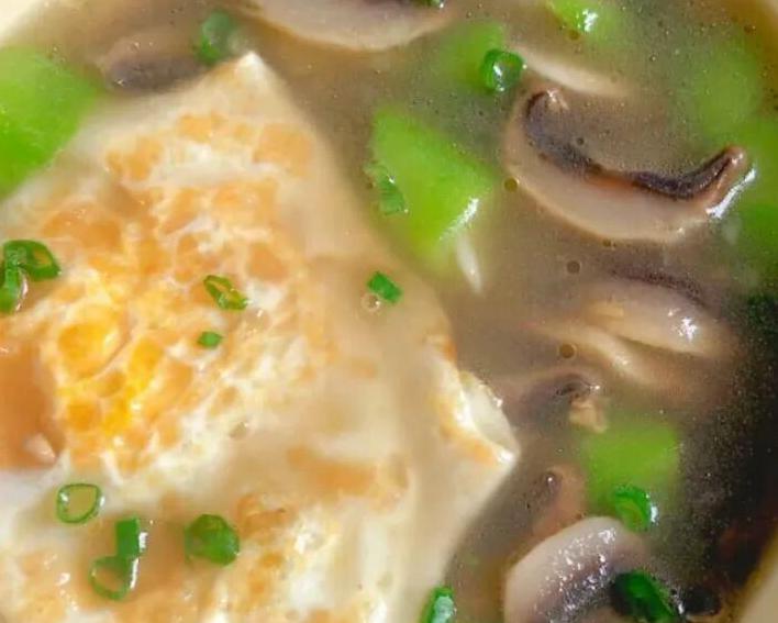 丝瓜口蘑汤的做法