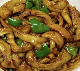 青椒炒面筋条的做法