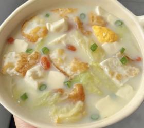 鸡蛋豆腐娃娃菜汤的做法