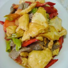 辣炒牛肉炸豆腐的做法 辣炒牛肉炸豆腐的做法