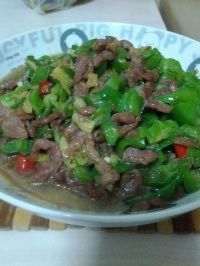 尖椒牛肉的做法