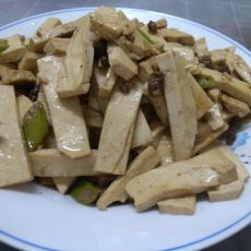 酱香豆腐炒肉的做法 酱香豆腐炒肉的做法