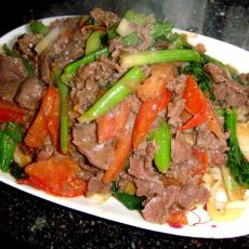 牛肉炒米果条的做法 牛肉炒米果条的做法