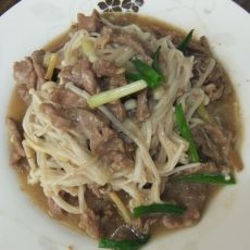 牛肉炒金针的做法