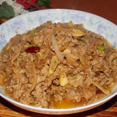 洋葱爆炒羊肉的做法 洋葱爆炒羊肉的做法