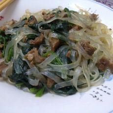 粉丝菠菜炒肉的做法 粉丝菠菜炒肉的做法