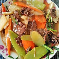 三色炒牛肉的做法
