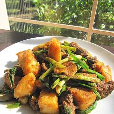 回锅酱土豆牛肉的做法 回锅酱土豆牛肉的做法