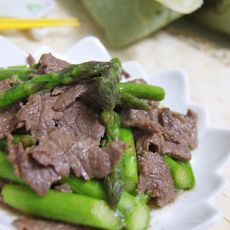 芦笋炒牛肉的做法 芦笋炒牛肉的做法