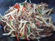 茭白牛肉丝的做法