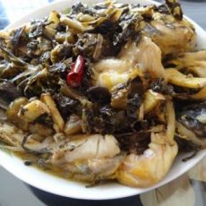 炖嘎牙子鱼的做法