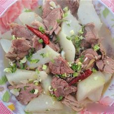 羊肉烧白萝卜的做法 羊肉烧白萝卜的做法