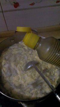 蘑菇鸡蛋汤的做法