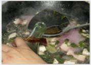 苋菜豆腐汤的做法