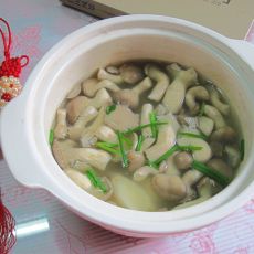 山药冬笋菌菇煲的做法 山药冬笋菌菇煲的做法