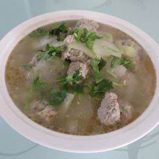 猪肉丸子汤的做法 猪肉丸子汤的做法