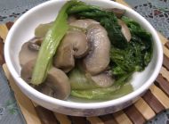 蘑菇生菜的做法