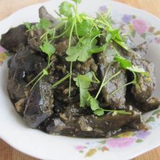 东北酱焖茄子的做法 东北酱焖茄子的做法
