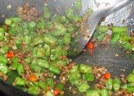 肉末炒豆角的做法