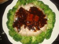 西兰花扒五花肉的做法