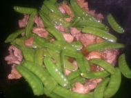 肉炒荷兰豆的做法