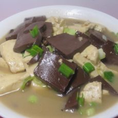 鸭血豆腐的做法
