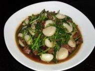 香菜肉末烧蒜的做法