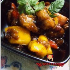 拔丝草莓咕噜肉的做法 拔丝草莓咕噜肉的做法
