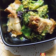 香草西兰花爆烧肉的做法