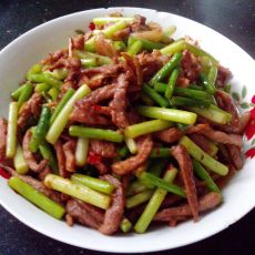 蒜苔肉丝的做法