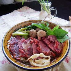 蔬菜牛肉面的做法 蔬菜牛肉面的做法