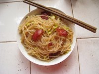 豆芽炒藕粉的做法