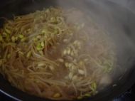 炒黄豆芽的做法