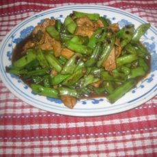 肉炒扁豆的做法