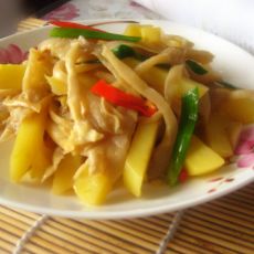 蘑菇烧土豆的做法 蘑菇烧土豆的做法