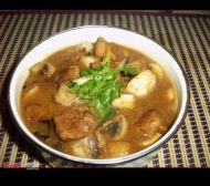 蘑菇烧肉的做法