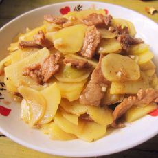 猪肉烧土豆片的做法 猪肉烧土豆片的做法
