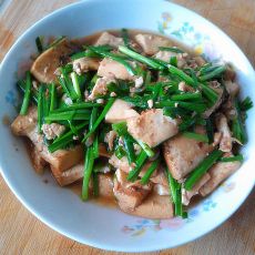 韭菜烧豆腐的做法 韭菜烧豆腐的做法